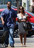 th_14815_Halle_Berry_returning_from_LA10s_Ketchup_Restaurant_010_122_1079lo.jpg