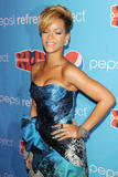 th_00942_Rihanna_attends_the_Pepsi_Refresh_Project_Party_in_Miami_Beach_02_122_153lo.jpg
