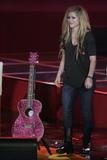 th_06376_Avril_Lavigne_performs_at_Teleton_Charity_Event_in_Mexico_-_December_5_2009_02_122_243lo.jpg