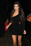 th_05697_celebrity-paradise.com-The_Elder-Kim_Kardashian_2009-12-11_-_Out_in_LA_122_393lo.jpg