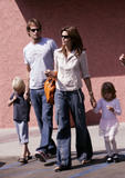 th_37129_Cindy_Crawford_Celebrity_City_Mix_67438_122_427lo.jpg