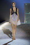 th_64704_Hussein_Chalayan_Paris_Fashion_Show_099_123_498lo.jpg