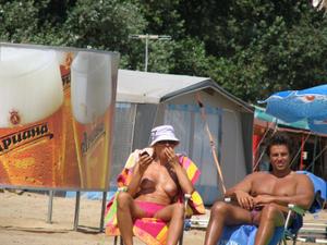 Voyeur Bulgarian Beach Girls-61pwumhtlk.jpg
