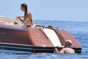Emily Ratajkowski Wearing Swimsuits on a Boat in Positano, Italy - 6_23_17-f6d45lku5t.jpg